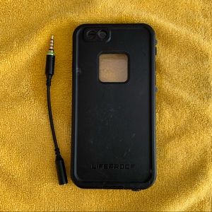 iPhone 6s LIFEPROOF case